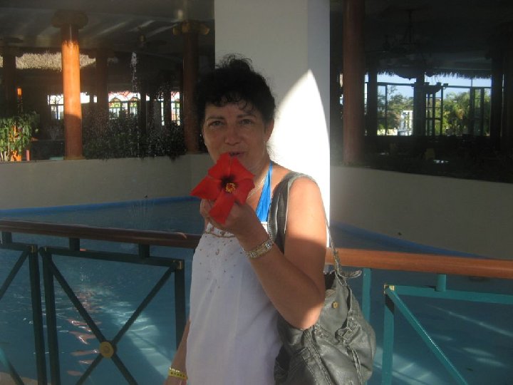 Tout � coup, un inconnu vous offre des fleurs
