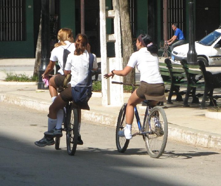 �tudiantes cubaines