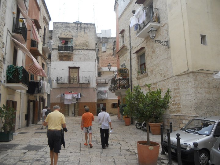 Bari � pied