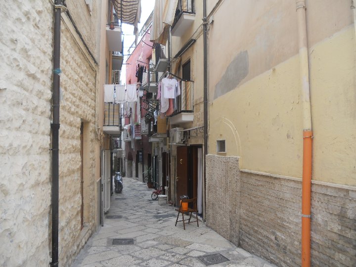 Bari : linge au fen�tres