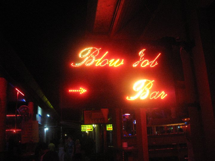 dr�le de bar